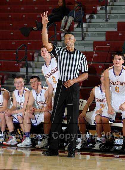 Thumbnail 2 in Issaquah vs. Westchester (MaxPreps Holiday Classic) photogallery.