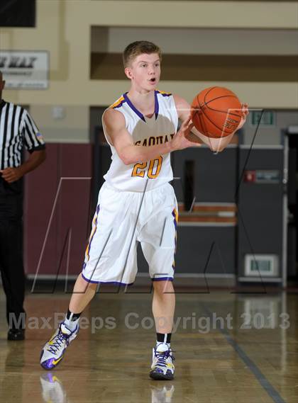 Thumbnail 1 in Issaquah vs. Westchester (MaxPreps Holiday Classic) photogallery.
