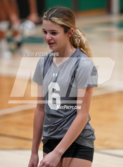 Thumbnail 2 in FR: Liberty @ Basha photogallery.