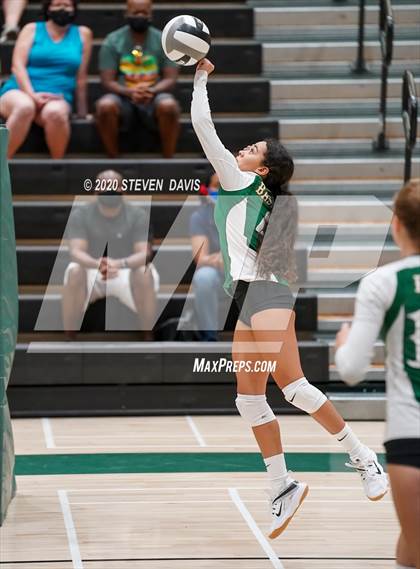 Thumbnail 1 in FR: Liberty @ Basha photogallery.