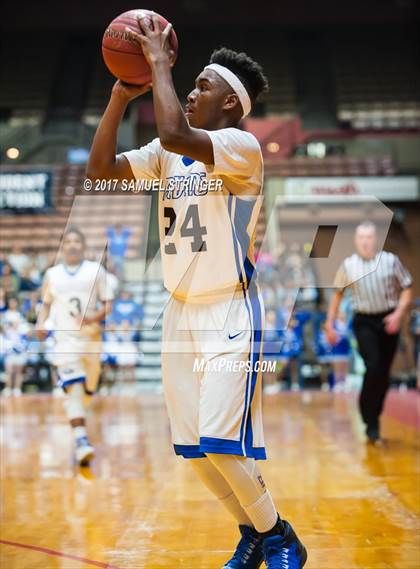 Thumbnail 1 in Caruthers vs. California City (CIF CS D5 Final) photogallery.