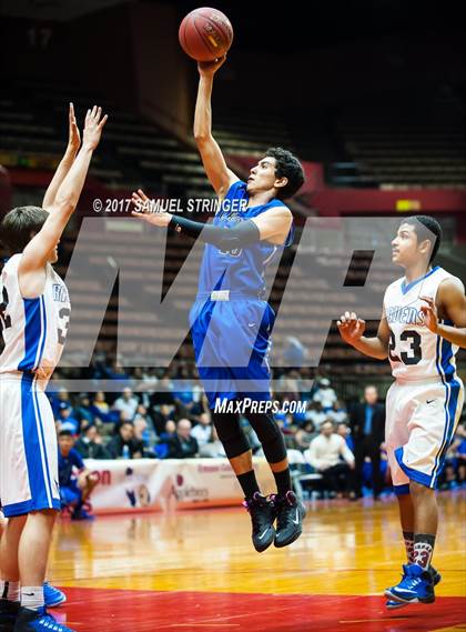 Thumbnail 2 in Caruthers vs. California City (CIF CS D5 Final) photogallery.