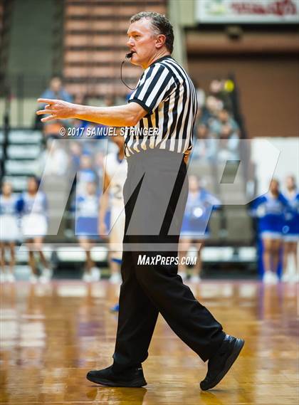 Thumbnail 2 in Caruthers vs. California City (CIF CS D5 Final) photogallery.