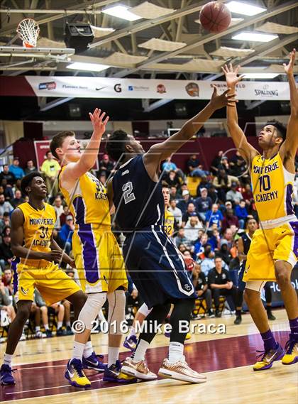 Thumbnail 2 in Sierra Canyon vs. Montverde Academy (Spalding Hoophall Classic) photogallery.