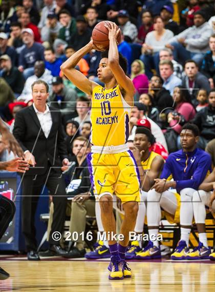 Thumbnail 3 in Sierra Canyon vs. Montverde Academy (Spalding Hoophall Classic) photogallery.