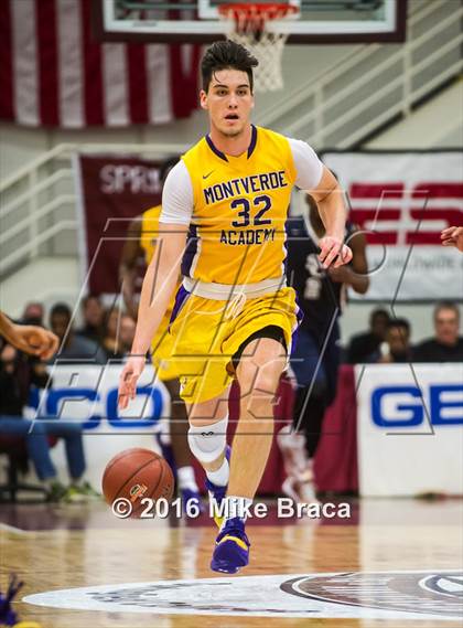 Thumbnail 2 in Sierra Canyon vs. Montverde Academy (Spalding Hoophall Classic) photogallery.