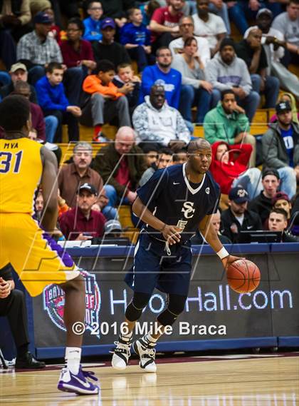 Thumbnail 3 in Sierra Canyon vs. Montverde Academy (Spalding Hoophall Classic) photogallery.