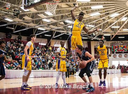 Thumbnail 2 in Sierra Canyon vs. Montverde Academy (Spalding Hoophall Classic) photogallery.
