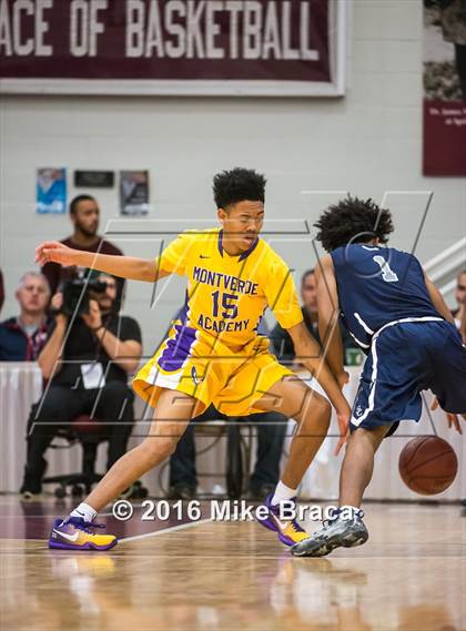 Thumbnail 2 in Sierra Canyon vs. Montverde Academy (Spalding Hoophall Classic) photogallery.