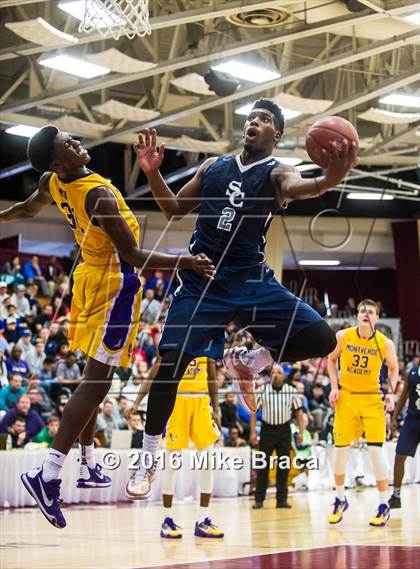 Thumbnail 1 in Sierra Canyon vs. Montverde Academy (Spalding Hoophall Classic) photogallery.