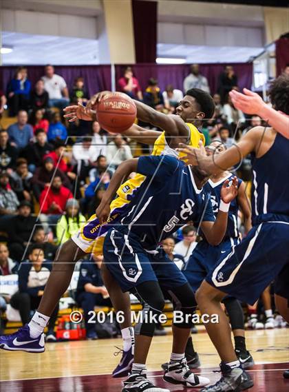 Thumbnail 1 in Sierra Canyon vs. Montverde Academy (Spalding Hoophall Classic) photogallery.