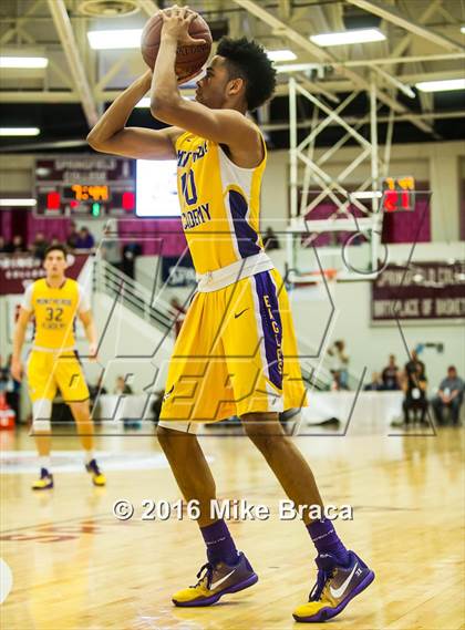 Thumbnail 2 in Sierra Canyon vs. Montverde Academy (Spalding Hoophall Classic) photogallery.