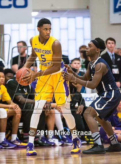 Thumbnail 2 in Sierra Canyon vs. Montverde Academy (Spalding Hoophall Classic) photogallery.