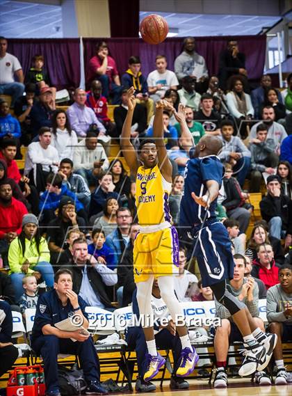 Thumbnail 3 in Sierra Canyon vs. Montverde Academy (Spalding Hoophall Classic) photogallery.