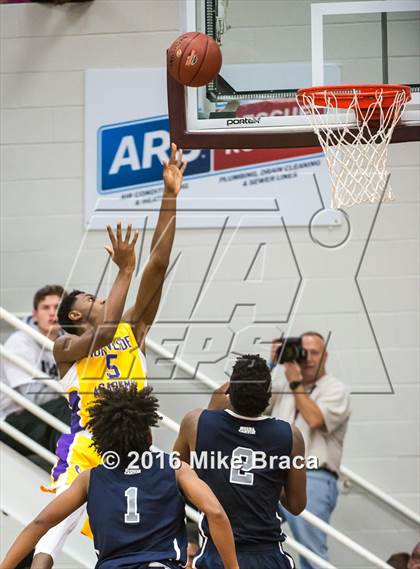 Thumbnail 3 in Sierra Canyon vs. Montverde Academy (Spalding Hoophall Classic) photogallery.