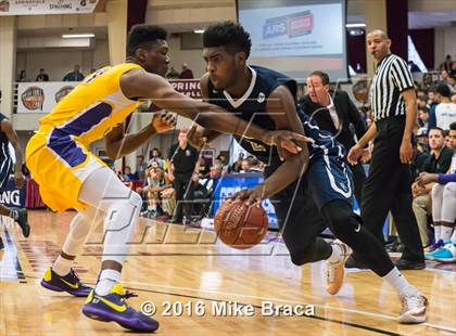 Thumbnail 1 in Sierra Canyon vs. Montverde Academy (Spalding Hoophall Classic) photogallery.