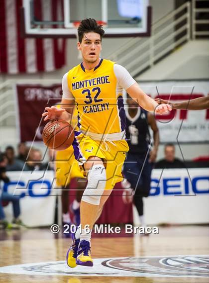 Thumbnail 3 in Sierra Canyon vs. Montverde Academy (Spalding Hoophall Classic) photogallery.