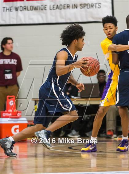 Thumbnail 2 in Sierra Canyon vs. Montverde Academy (Spalding Hoophall Classic) photogallery.