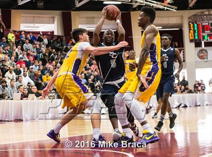 Thumbnail 3 in Sierra Canyon vs. Montverde Academy (Spalding Hoophall Classic) photogallery.