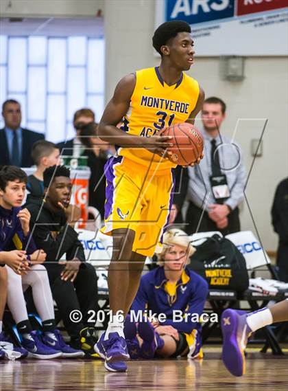 Thumbnail 2 in Sierra Canyon vs. Montverde Academy (Spalding Hoophall Classic) photogallery.