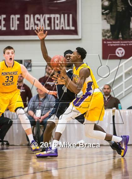 Thumbnail 3 in Sierra Canyon vs. Montverde Academy (Spalding Hoophall Classic) photogallery.