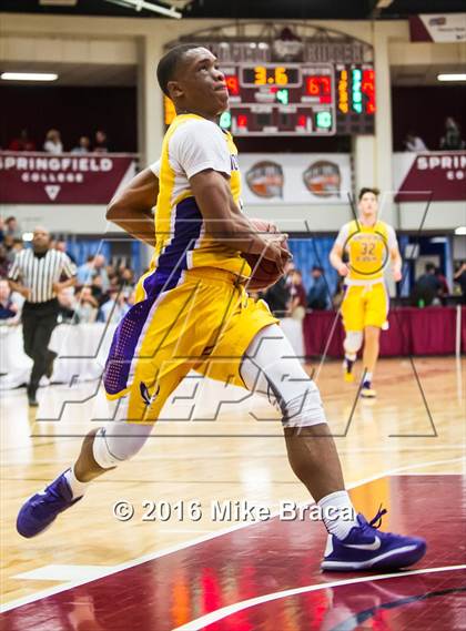 Thumbnail 1 in Sierra Canyon vs. Montverde Academy (Spalding Hoophall Classic) photogallery.