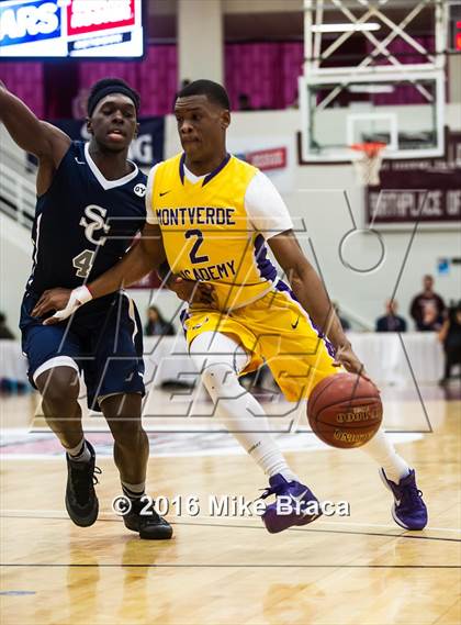 Thumbnail 2 in Sierra Canyon vs. Montverde Academy (Spalding Hoophall Classic) photogallery.