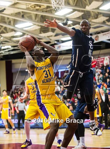 Thumbnail 3 in Sierra Canyon vs. Montverde Academy (Spalding Hoophall Classic) photogallery.