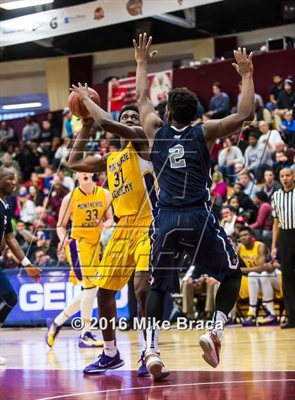 Thumbnail 1 in Sierra Canyon vs. Montverde Academy (Spalding Hoophall Classic) photogallery.