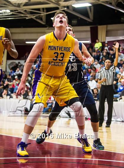 Thumbnail 3 in Sierra Canyon vs. Montverde Academy (Spalding Hoophall Classic) photogallery.