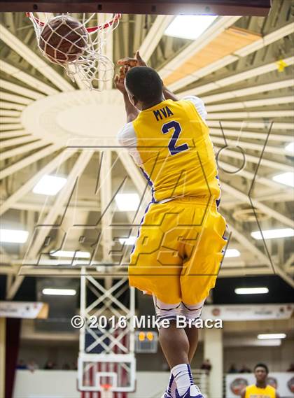 Thumbnail 3 in Sierra Canyon vs. Montverde Academy (Spalding Hoophall Classic) photogallery.