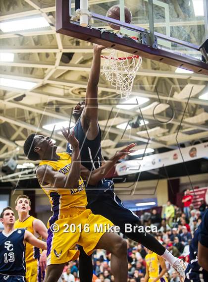 Thumbnail 1 in Sierra Canyon vs. Montverde Academy (Spalding Hoophall Classic) photogallery.