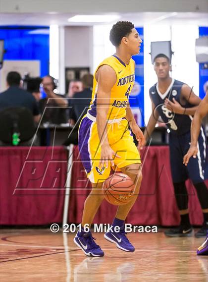 Thumbnail 2 in Sierra Canyon vs. Montverde Academy (Spalding Hoophall Classic) photogallery.