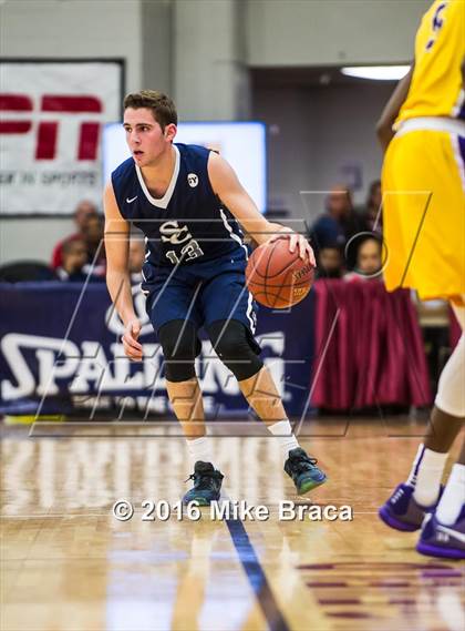 Thumbnail 1 in Sierra Canyon vs. Montverde Academy (Spalding Hoophall Classic) photogallery.