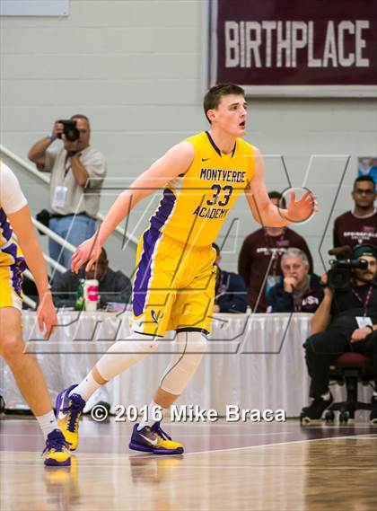 Thumbnail 3 in Sierra Canyon vs. Montverde Academy (Spalding Hoophall Classic) photogallery.