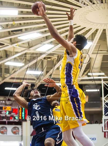 Thumbnail 3 in Sierra Canyon vs. Montverde Academy (Spalding Hoophall Classic) photogallery.