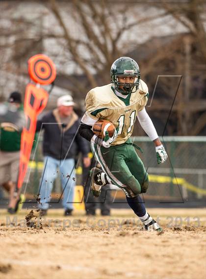 Thumbnail 1 in Loudoun Valley vs Northside (VHSL 3A Semifinal) photogallery.