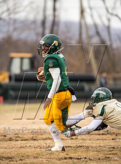 Thumbnail 2 in Loudoun Valley vs Northside (VHSL 3A Semifinal) photogallery.