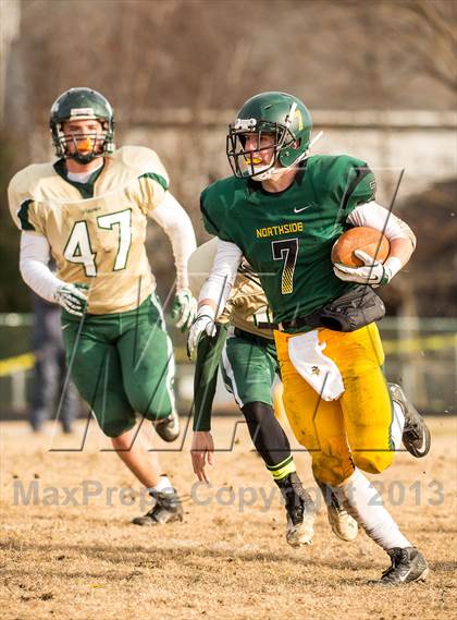 Thumbnail 2 in Loudoun Valley vs Northside (VHSL 3A Semifinal) photogallery.