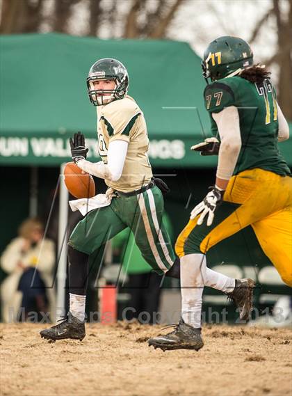 Thumbnail 2 in Loudoun Valley vs Northside (VHSL 3A Semifinal) photogallery.