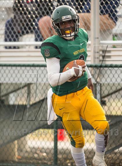 Thumbnail 3 in Loudoun Valley vs Northside (VHSL 3A Semifinal) photogallery.