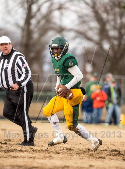 Thumbnail 1 in Loudoun Valley vs Northside (VHSL 3A Semifinal) photogallery.