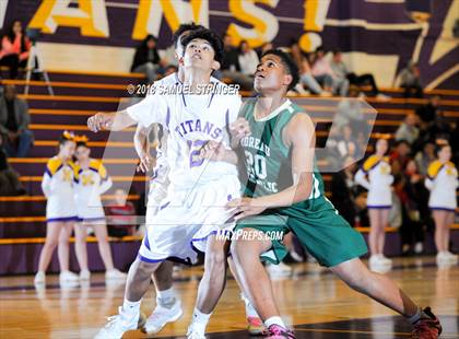 Thumbnail 2 in Moreau Catholic @ Kennedy photogallery.