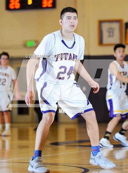 Thumbnail 3 in Moreau Catholic @ Kennedy photogallery.