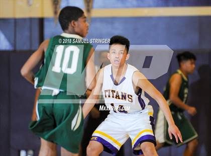 Thumbnail 1 in Moreau Catholic @ Kennedy photogallery.