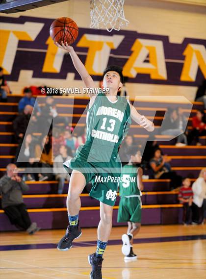 Thumbnail 3 in Moreau Catholic @ Kennedy photogallery.