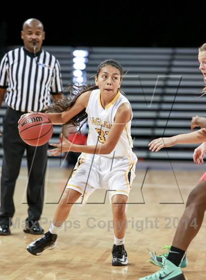 Thumbnail 3 in Saguaro vs. Seton Catholic (MLK Basketball Classic) photogallery.