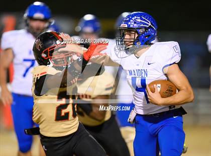 Thumbnail 2 in Maiden @ Salisbury (NCHSAA 2A Round 2) photogallery.