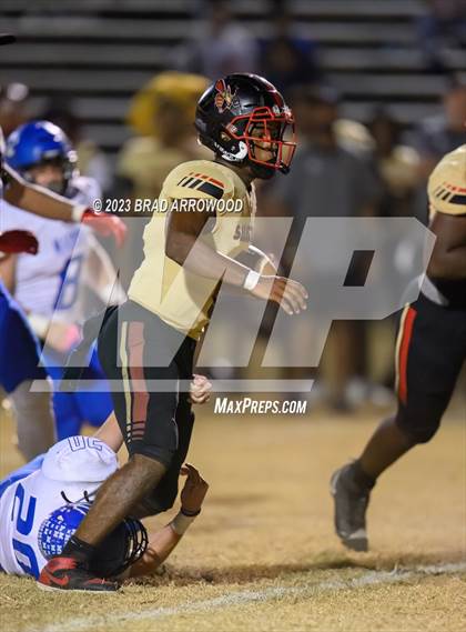 Thumbnail 1 in Maiden @ Salisbury (NCHSAA 2A Round 2) photogallery.