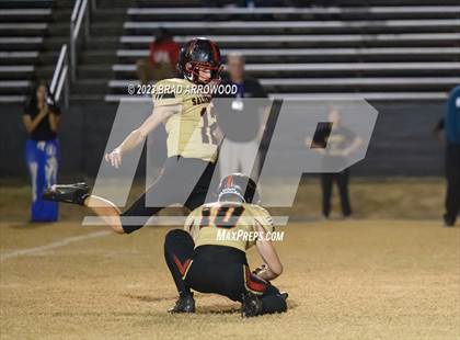Thumbnail 3 in Maiden @ Salisbury (NCHSAA 2A Round 2) photogallery.